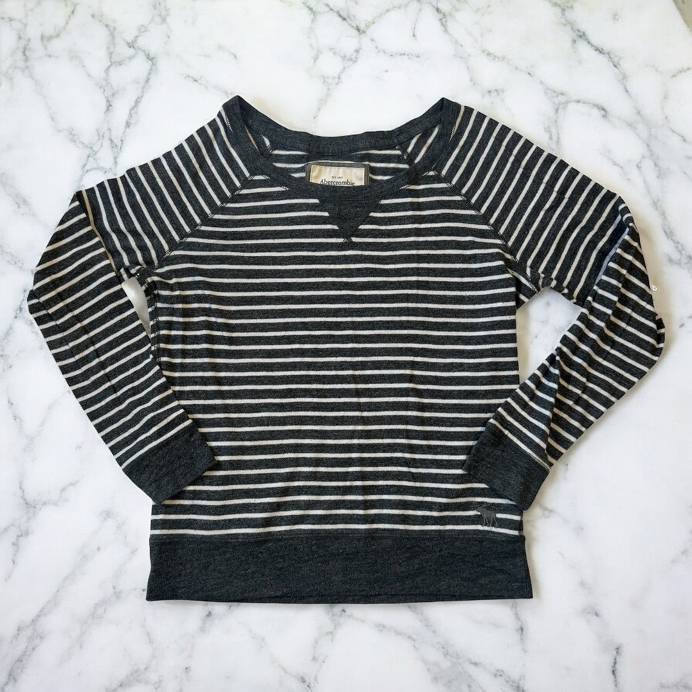 Vintage Y2K Abercrombie & Fitch Shirt Women’s Medium Gray White Dolman Top